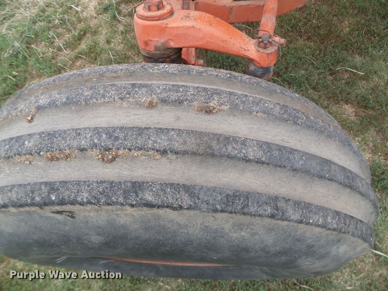 image for item DI5691 1975 Case 970  Agri-King tractor