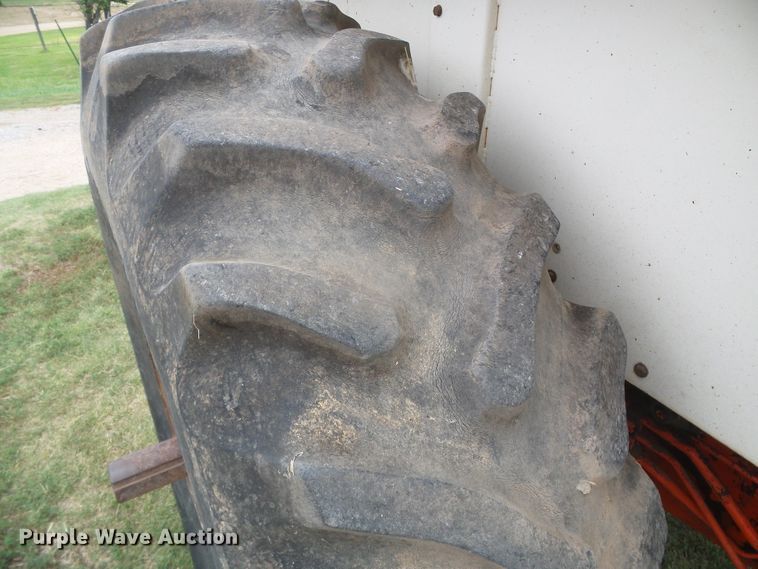 image for item DI5691 1975 Case 970  Agri-King tractor