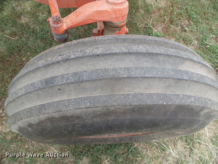 image for item DI5691 1975 Case 970  Agri-King tractor