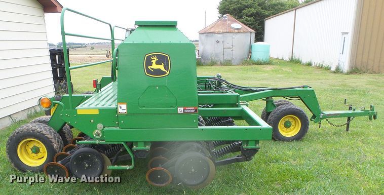 image for item DI5693 John Deere 1590  grain drill