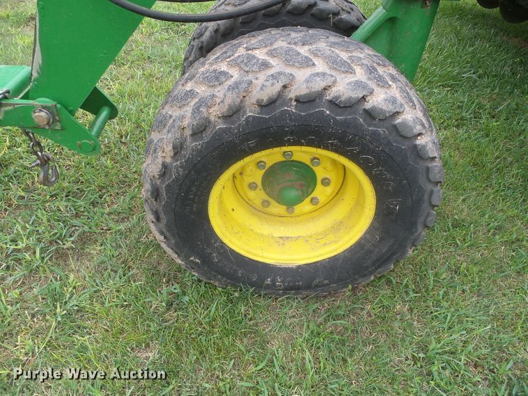 image for item DI5693 John Deere 1590  grain drill