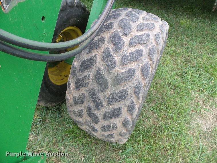 image for item DI5693 John Deere 1590  grain drill
