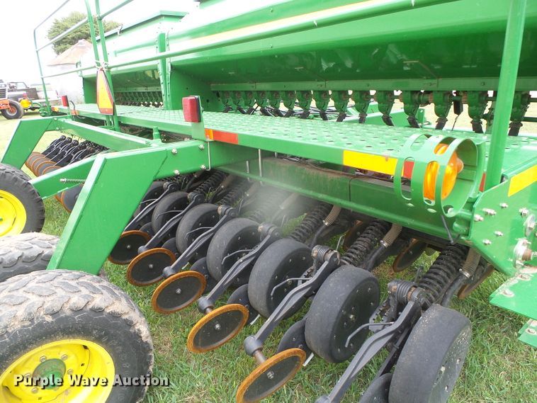 image for item DI5693 John Deere 1590  grain drill
