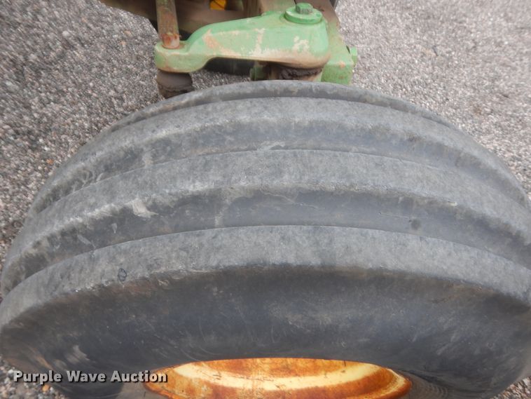 image for item DJ2236 1979 John Deere 4640  tractor