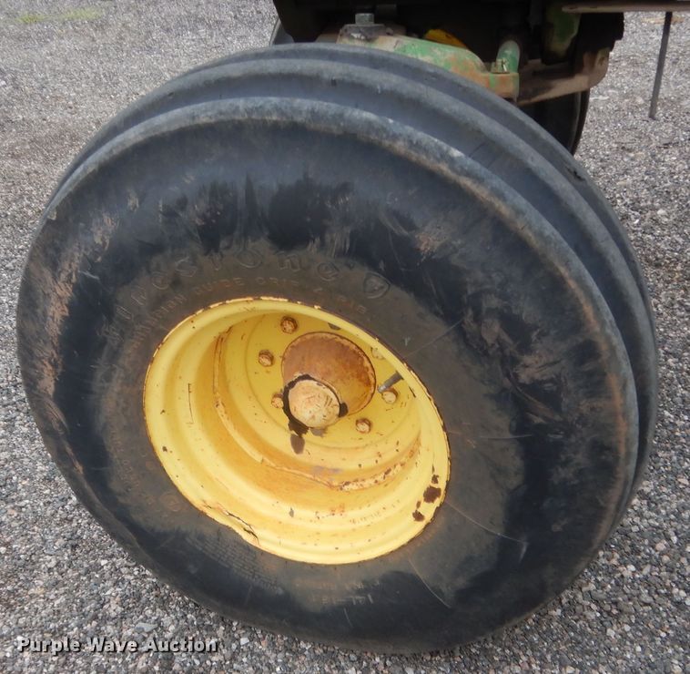 image for item DJ2236 1979 John Deere 4640  tractor