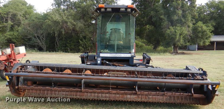 image for item DK8136 1995 MacDon 9000  windrower