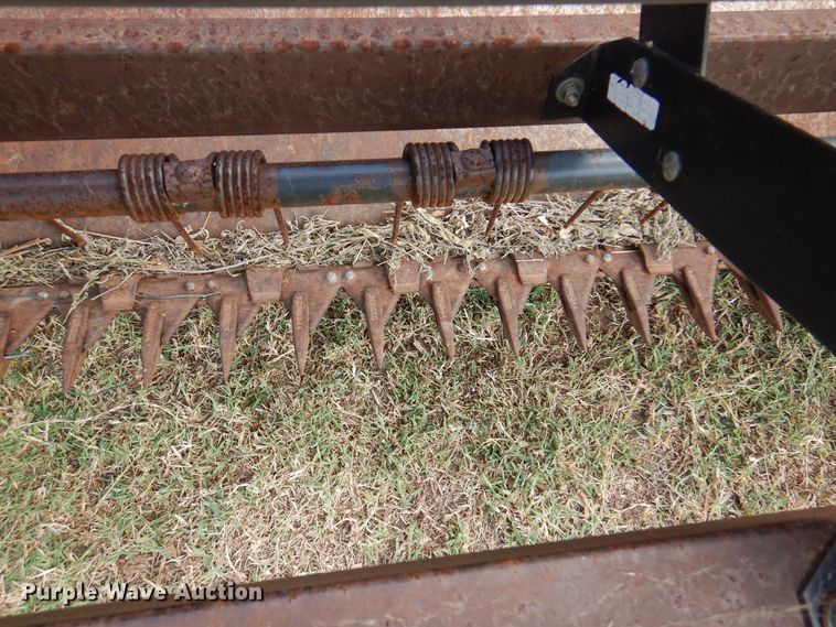 image for item DK8136 1995 MacDon 9000  windrower