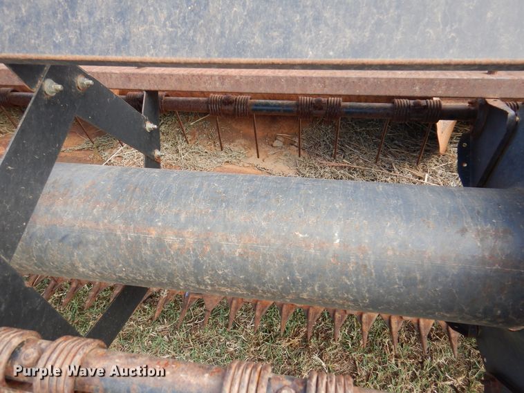 image for item DK8136 1995 MacDon 9000  windrower