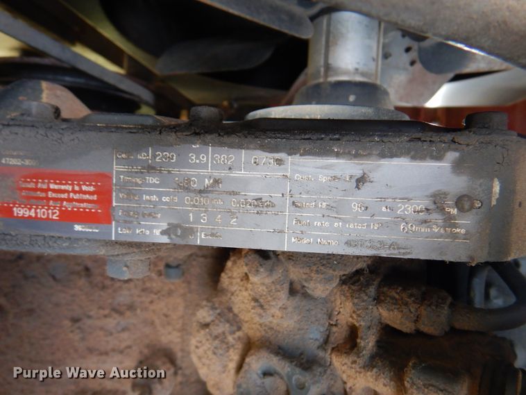 image for item DK8136 1995 MacDon 9000  windrower