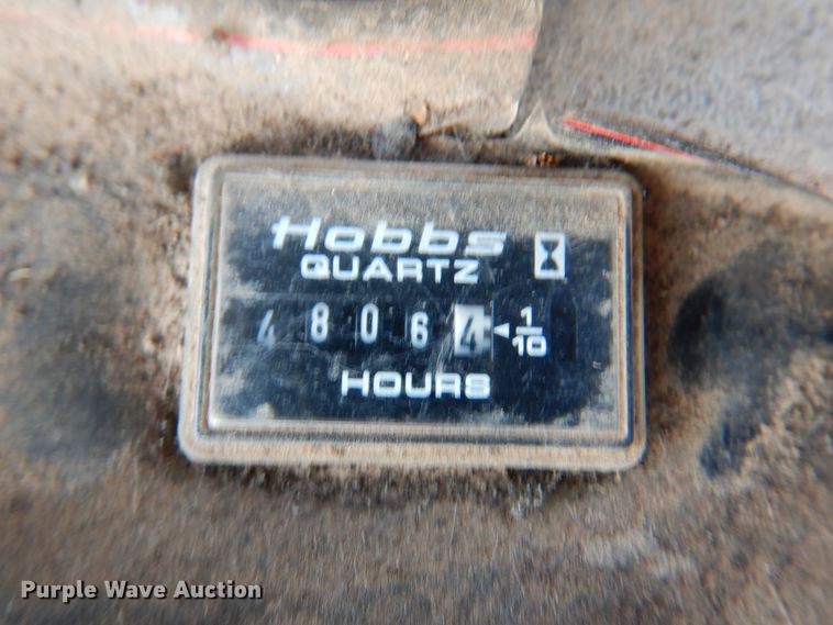 image for item DK8136 1995 MacDon 9000  windrower