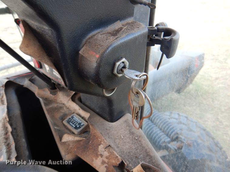 image for item DK8136 1995 MacDon 9000  windrower