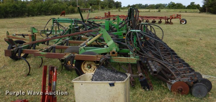 image for item DK8138 John Deere 730  air seeder