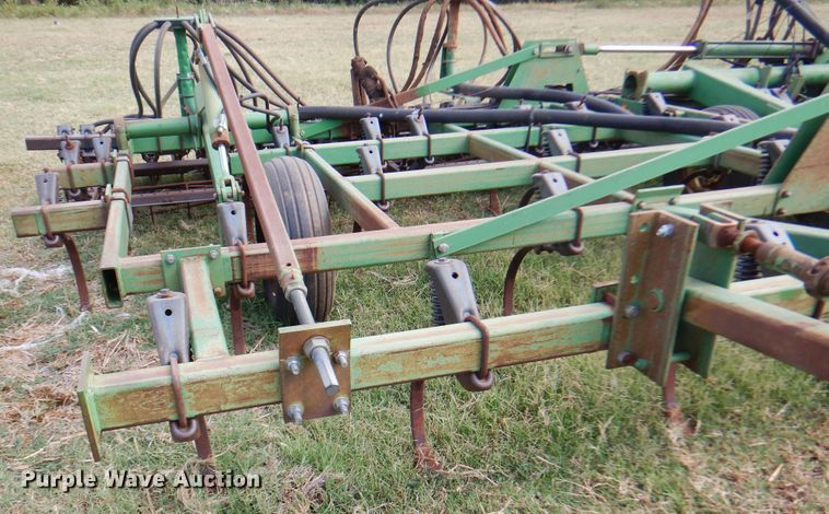 image for item DK8138 John Deere 730  air seeder