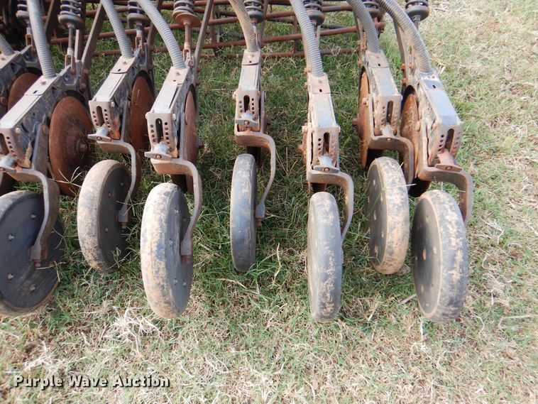 image for item DK8138 John Deere 730  air seeder