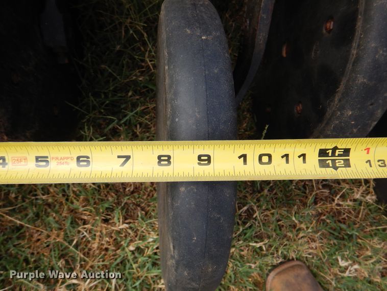 image for item DK8138 John Deere 730  air seeder