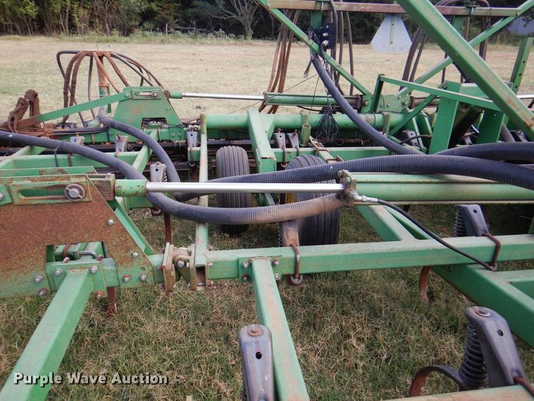 image for item DK8138 John Deere 730  air seeder