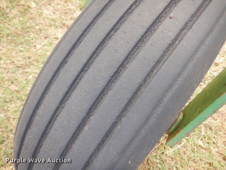 image for item DK8138 John Deere 730  air seeder