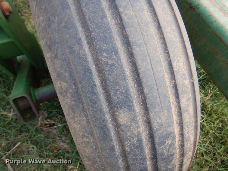 image for item DK8138 John Deere 730  air seeder