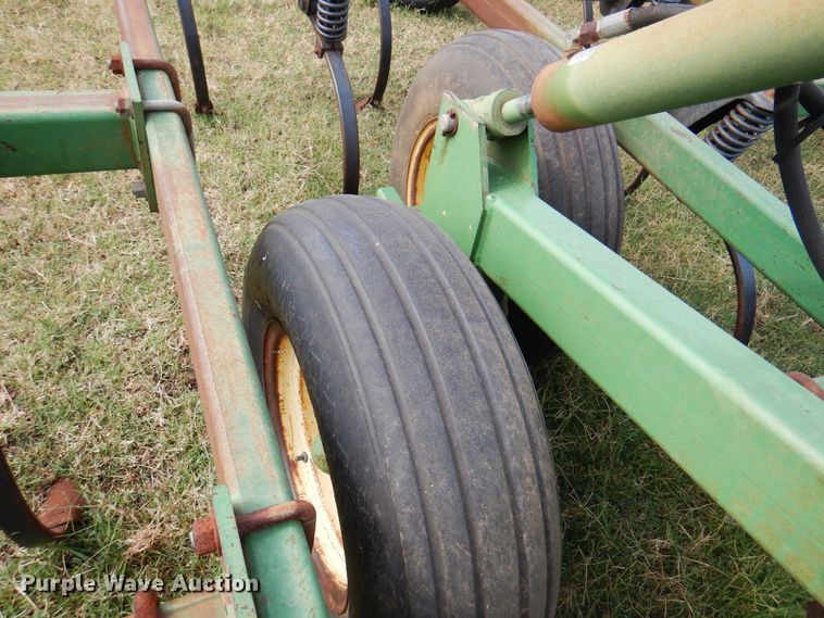 image for item DK8138 John Deere 730  air seeder