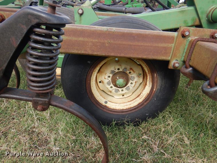 image for item DK8138 John Deere 730  air seeder