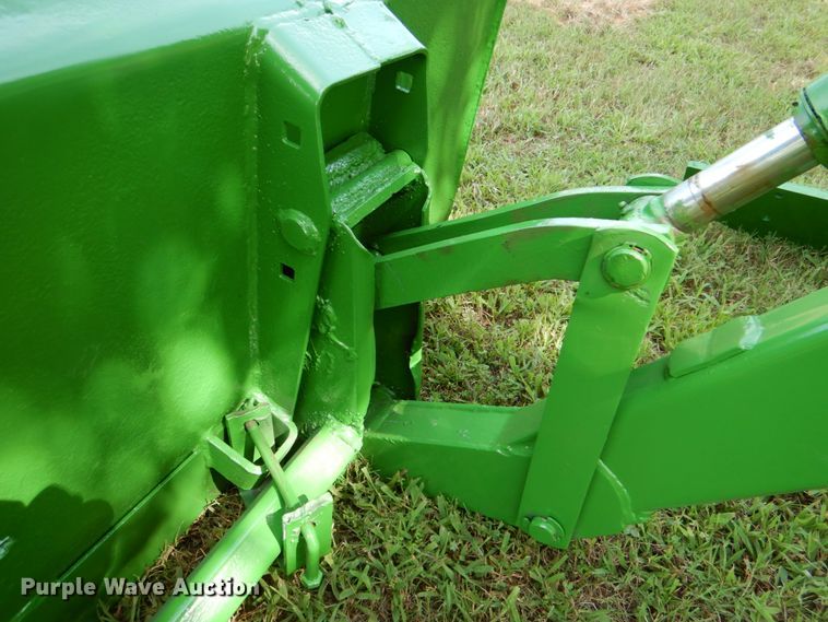 image for item DL0527 John Deere 240  loader