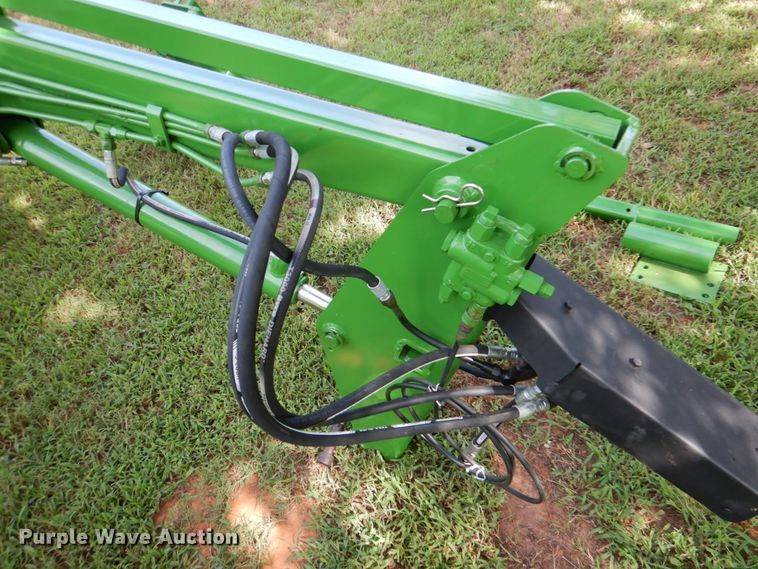 image for item DL0527 John Deere 240  loader