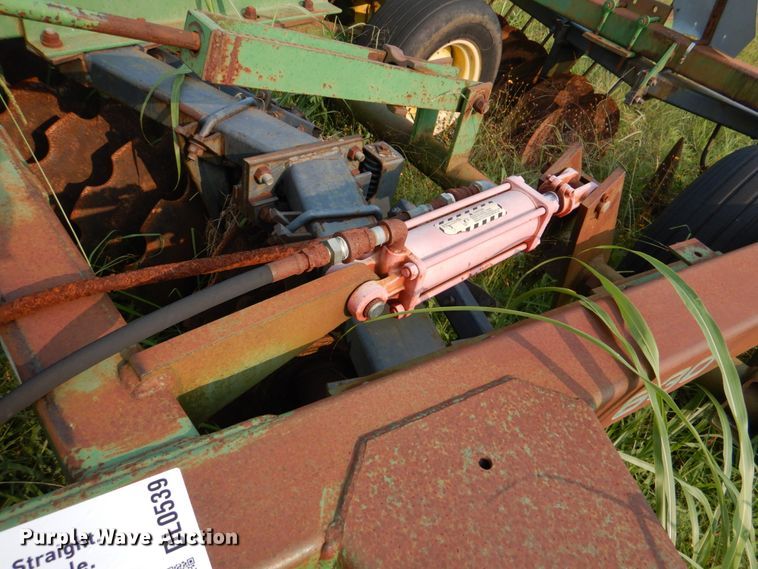 image for item DL0539 John Deere 630  tandem off-set disk