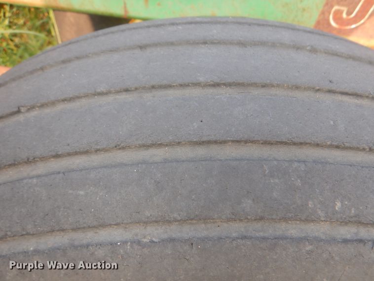 image for item DL0539 John Deere 630  tandem off-set disk