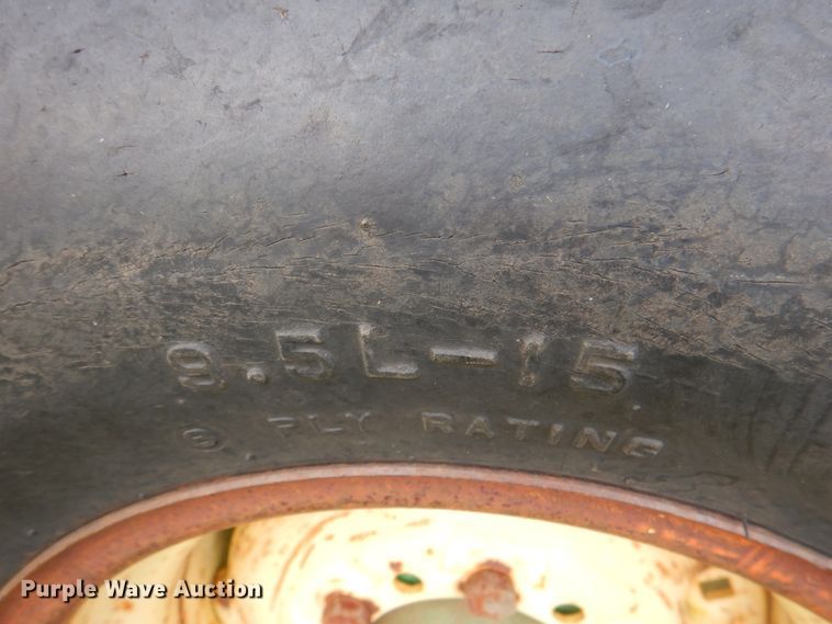 image for item DL0539 John Deere 630  tandem off-set disk