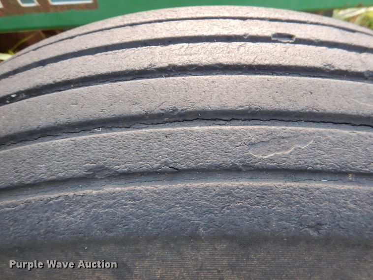 image for item DL0539 John Deere 630  tandem off-set disk