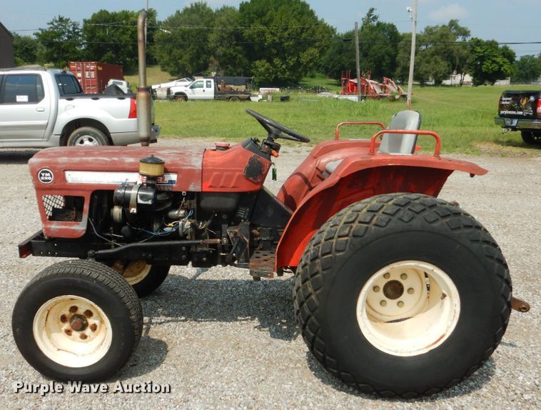 image for item DL5001 Yanmar YM266  tractor