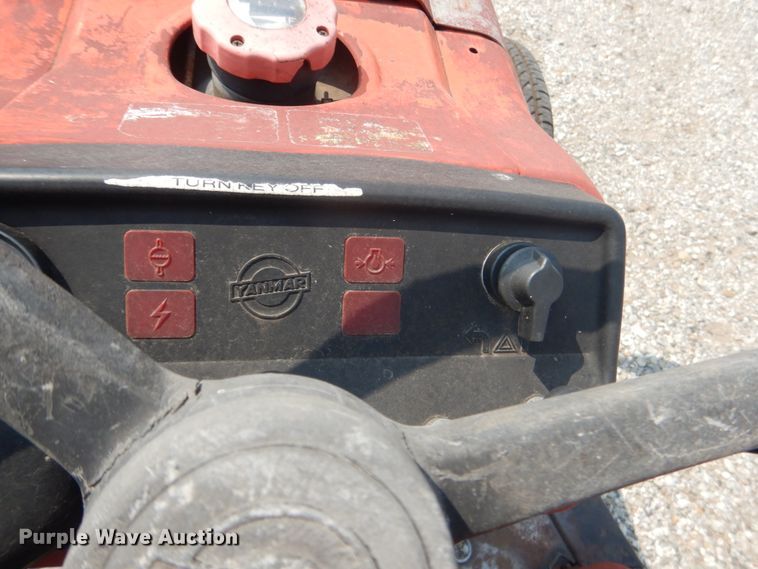 image for item DL5001 Yanmar YM266  tractor