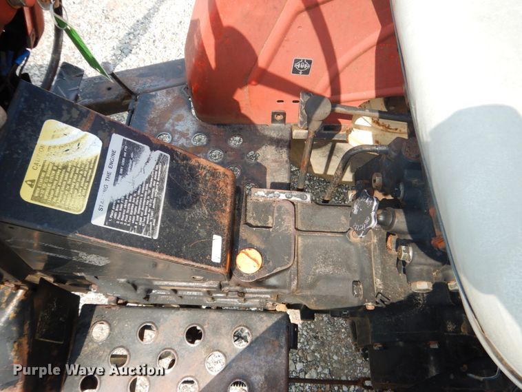 image for item DL5001 Yanmar YM266  tractor