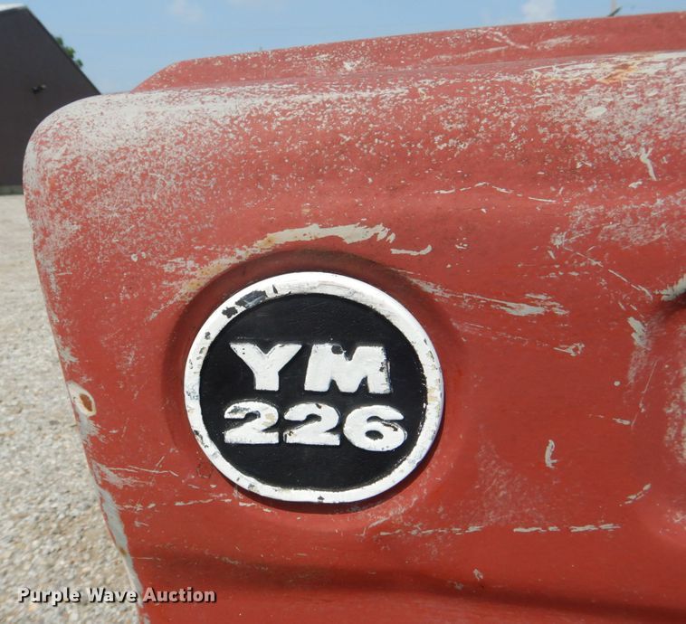 image for item DL5001 Yanmar YM266  tractor