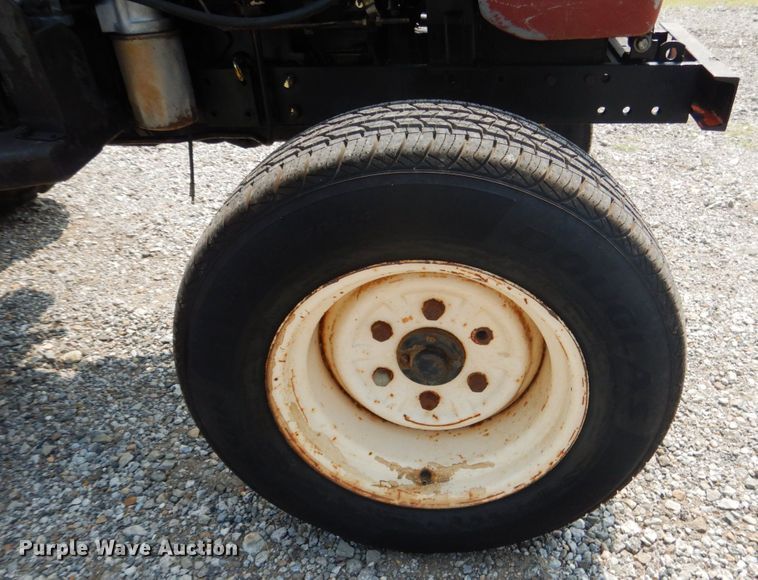 image for item DL5001 Yanmar YM266  tractor