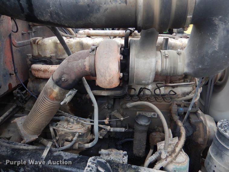 image for item DM1330 1977 Mack R600  grain truck