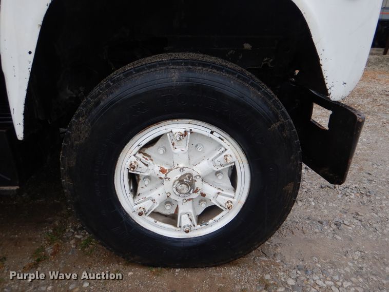 image for item DM1330 1977 Mack R600  grain truck