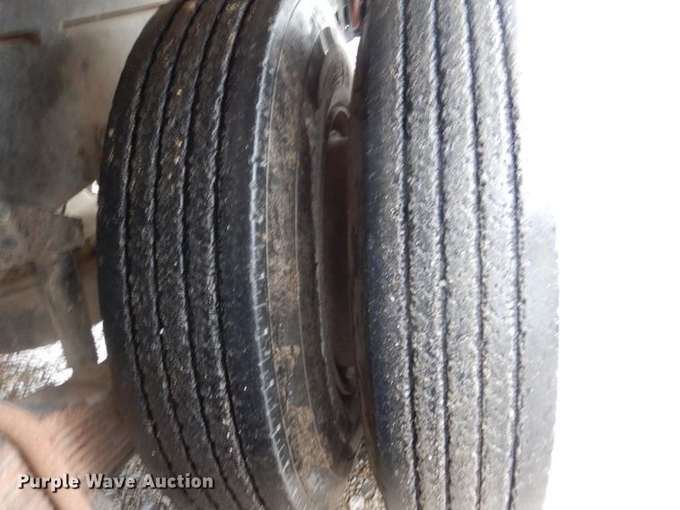 image for item DM1330 1977 Mack R600  grain truck