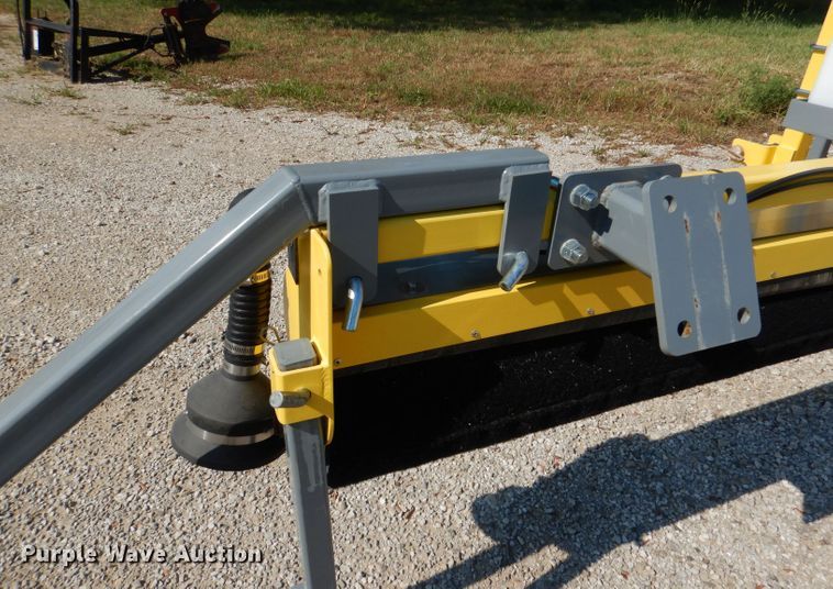 image for item DM1349 Grass Works  weed wiper