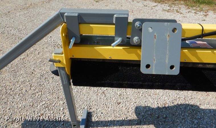 image for item DM1349 Grass Works  weed wiper