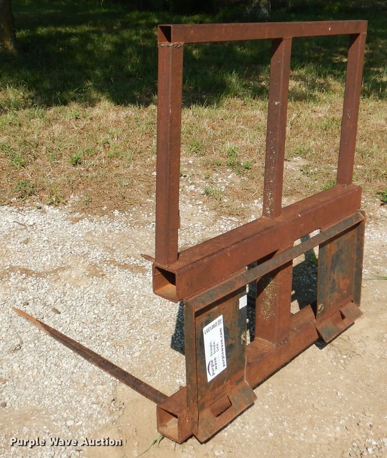 image for item DM1351 42"L skid steer bale spear