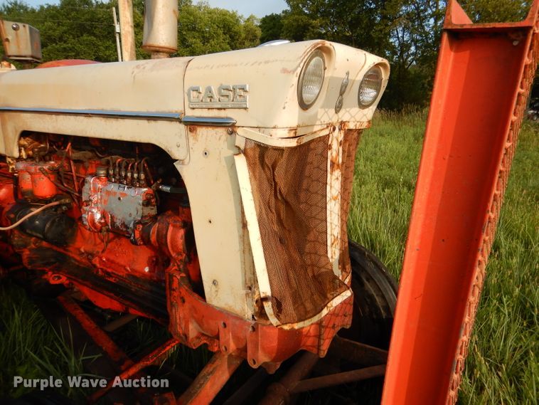 image for item DM1354 Case 900B  tractor