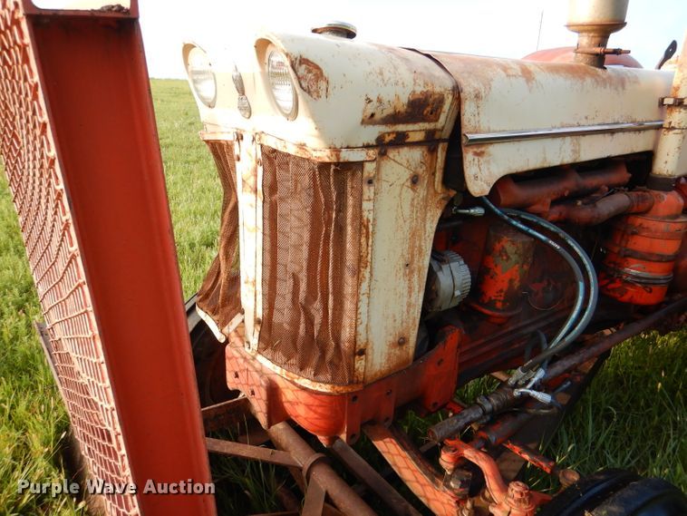 image for item DM1354 Case 900B  tractor