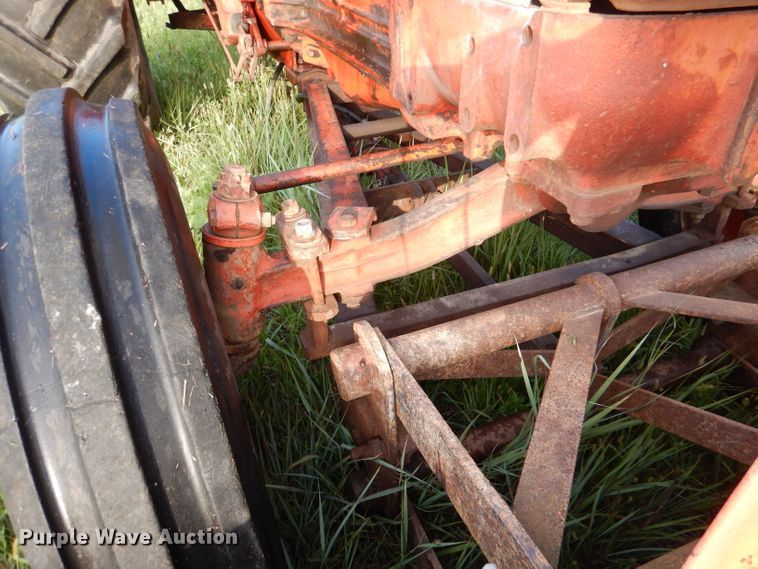 image for item DM1354 Case 900B  tractor