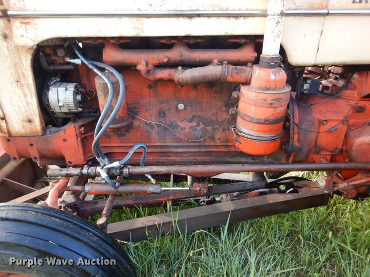 image for item DM1354 Case 900B  tractor