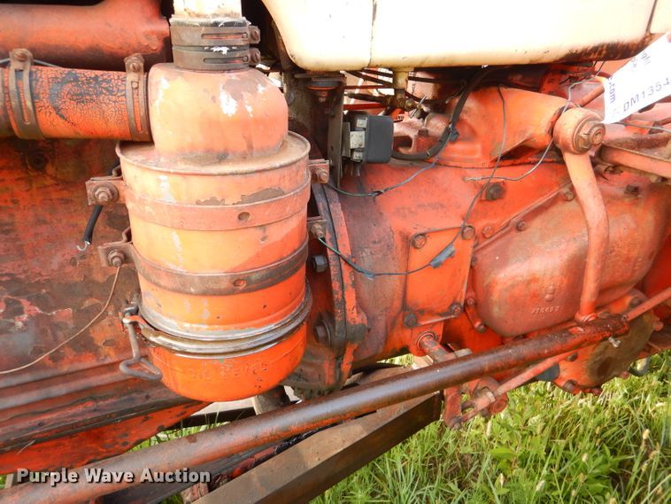 image for item DM1354 Case 900B  tractor