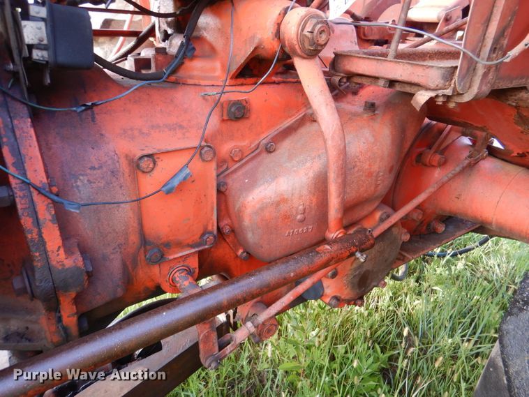 image for item DM1354 Case 900B  tractor