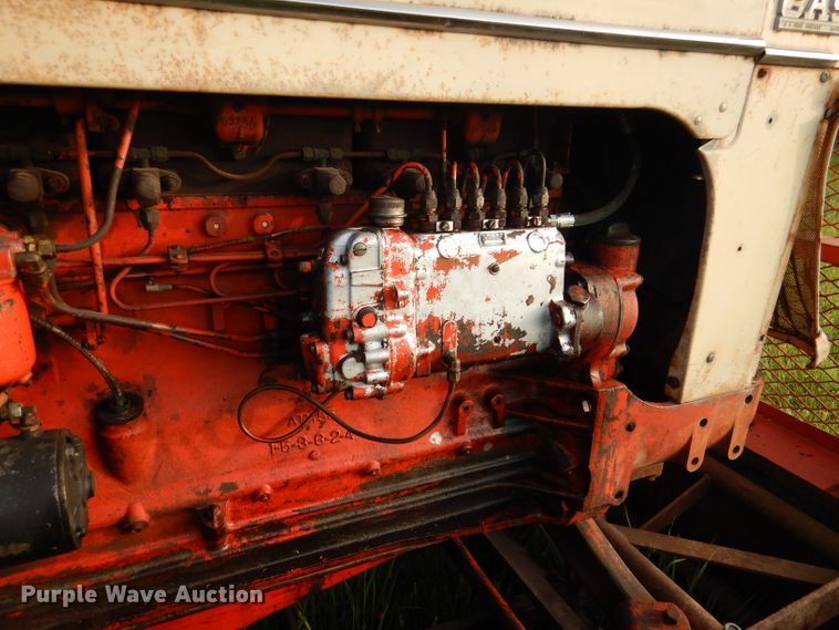 image for item DM1354 Case 900B  tractor