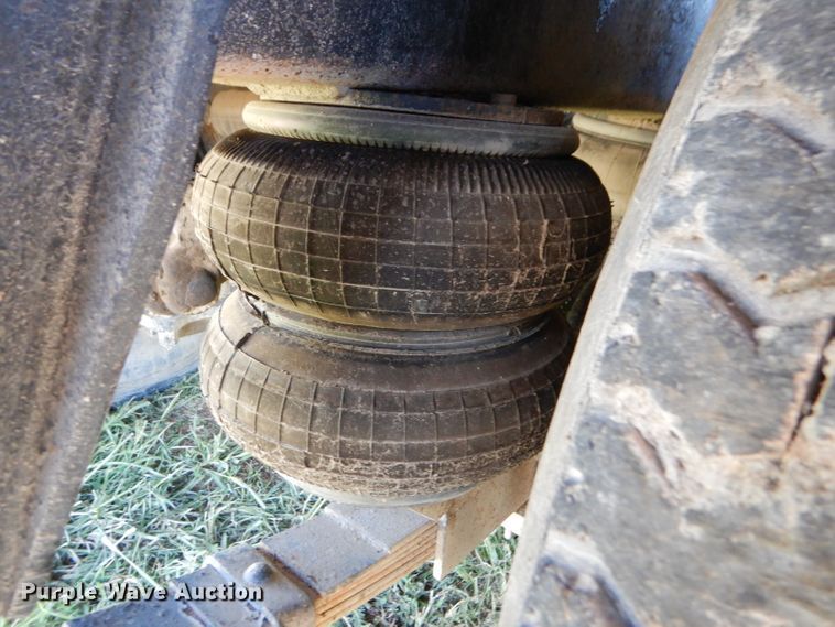 image for item DM1420 1981 GMC C7500  grain truck