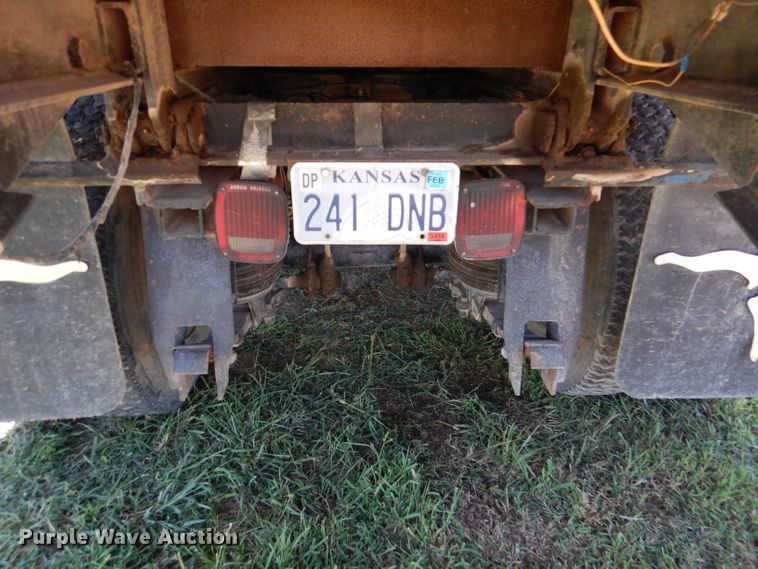 image for item DM1420 1981 GMC C7500  grain truck